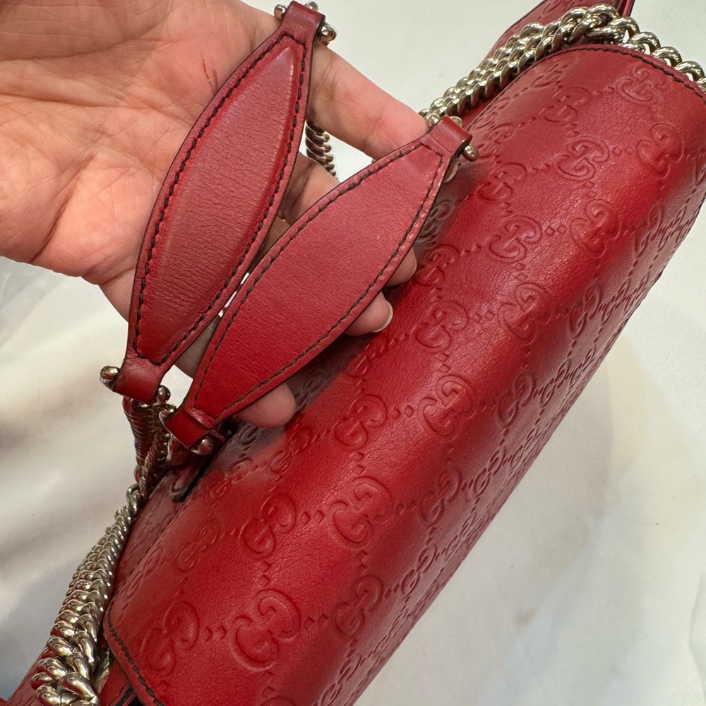 Authentic Gucci Emily Guccisima chained shoulder bag - Picture 10 of 15